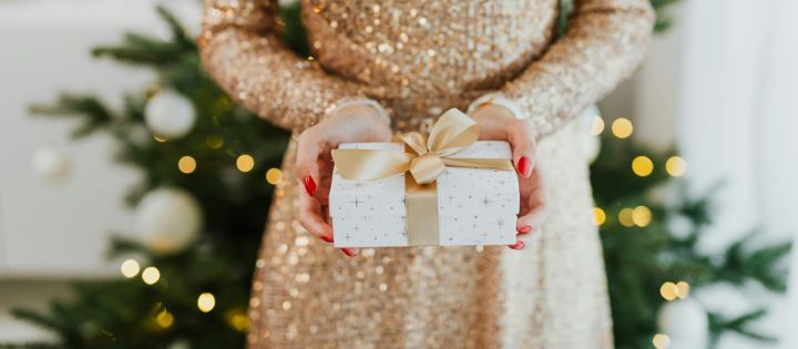 BIA TEAM WISHES YOU HAPPY HOLIDAYS!