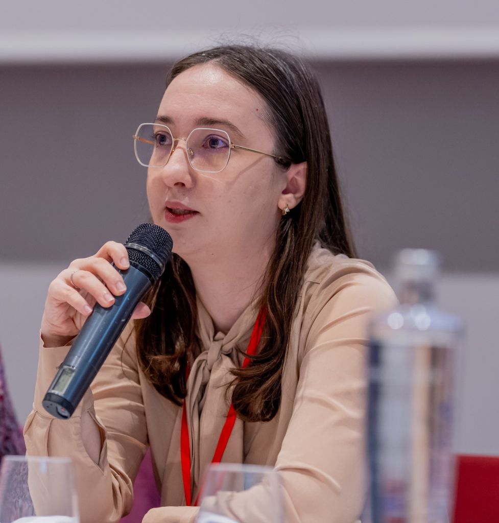 Loredana Costina avocat
